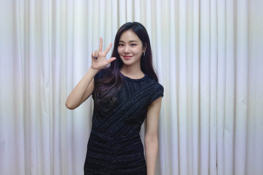 Han Ji Eun Joins Lee Min Ho to Lead "Ask the Stars" (credit: Secret ENT)